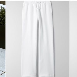 Brand new Aritzia sweatpants